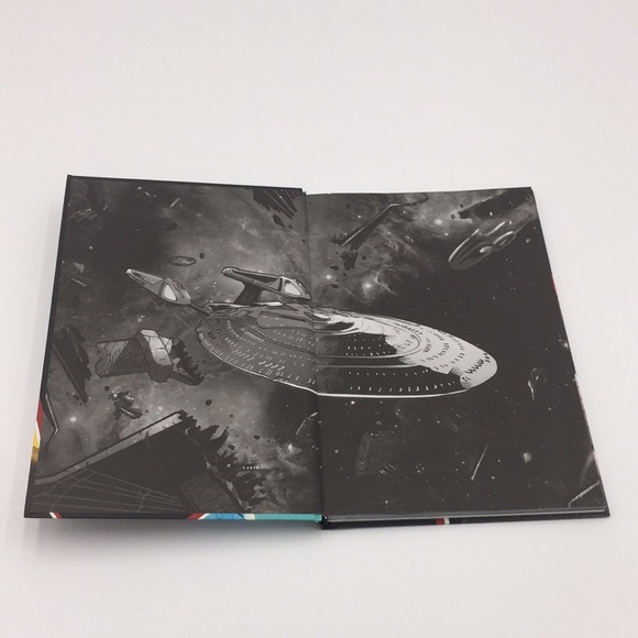 Star Trek Graphic Novel Collection Countdown Hardcover Book 2016 - Picture 3 of 7